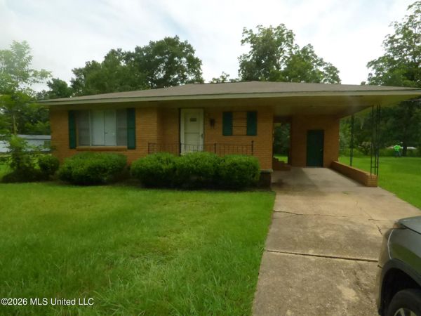 265 W Pine Street, Magnolia, MS 39652