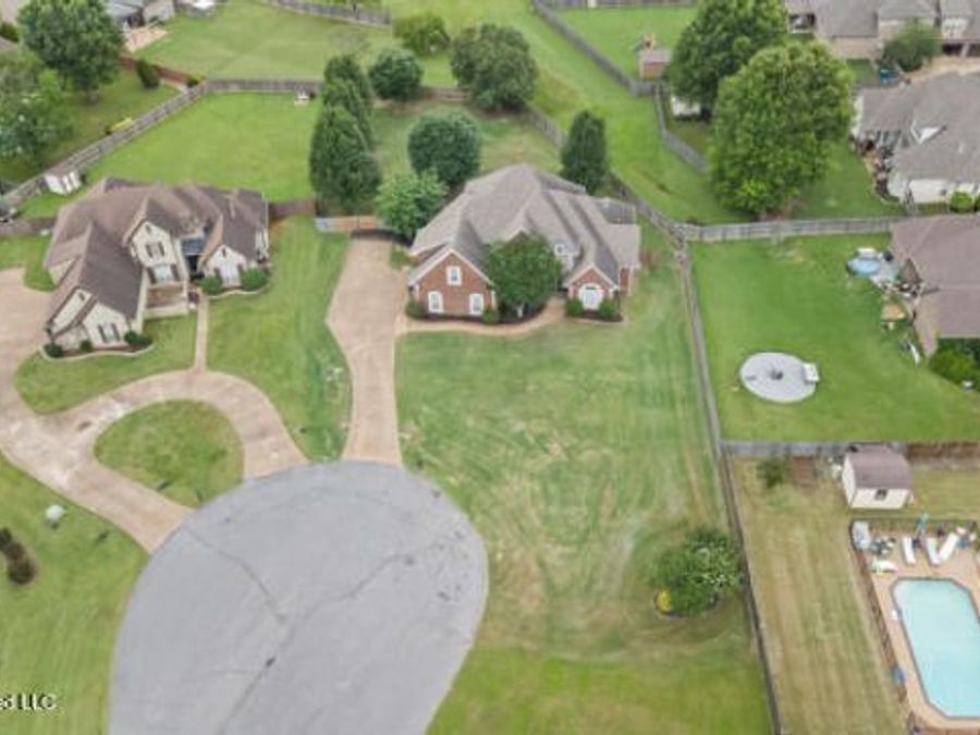 Property Image 37