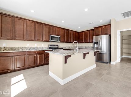 10475 Mott Court, Reno, NV 89521 Photo