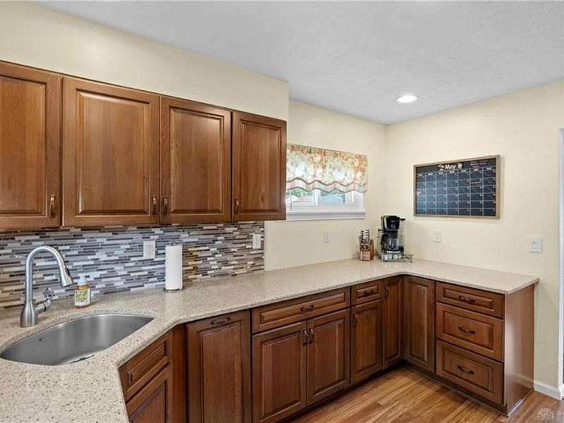 5401 Bayside Drive, Riverside, OH 45431 Photo 14