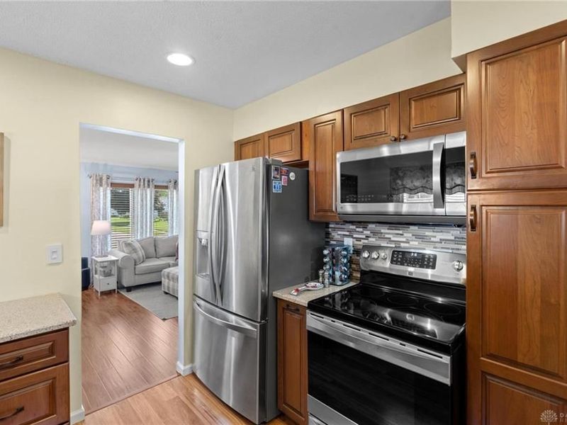 5401 Bayside Drive, Riverside, OH 45431 Photo 5