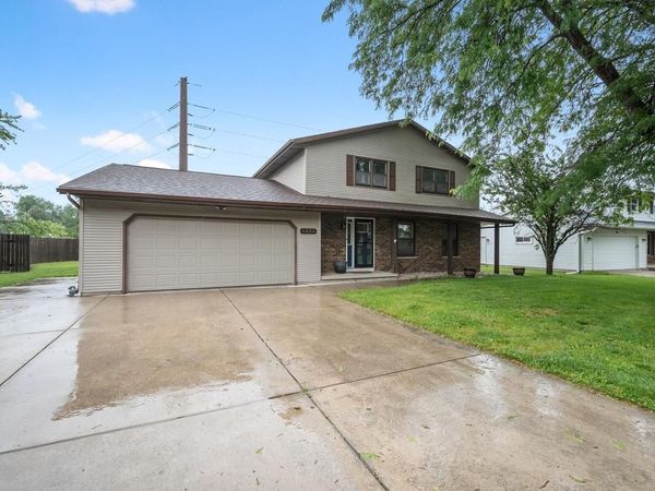 3634 GLENBROOKE LANE, Green Bay, WI 54301