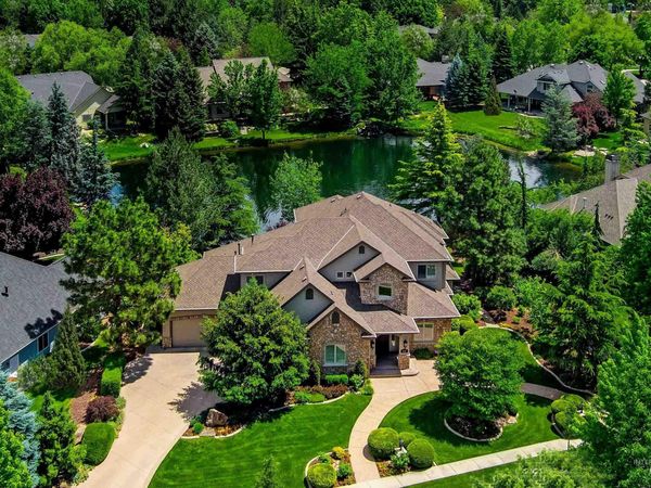 652 W Water Grove Drive, Eagle, ID 83616