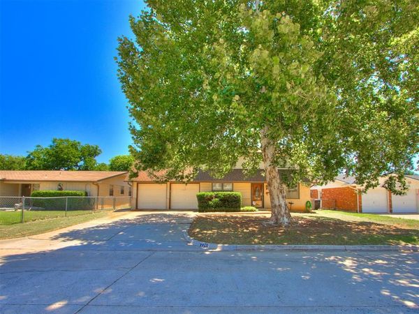 720 Penn Lane, Moore, OK 73160