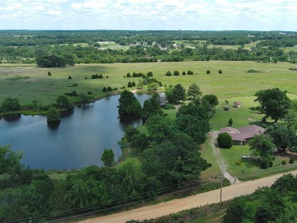 11484 N 3670 Road, Okemah, OK 74859
