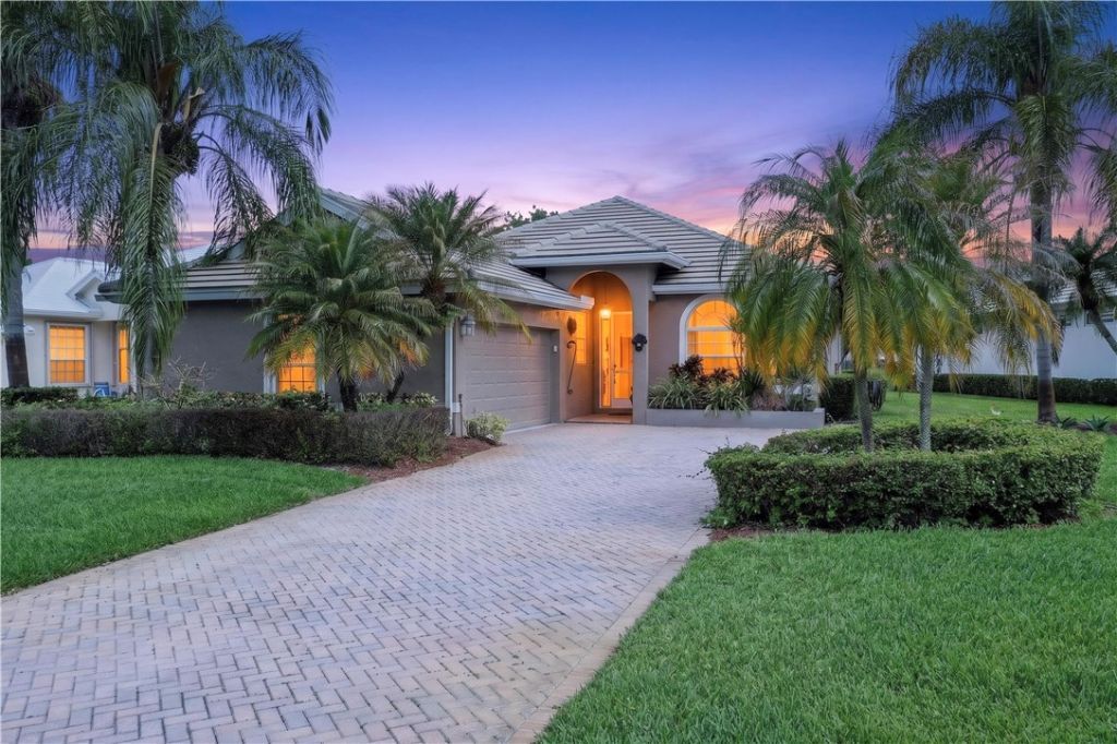 9434 Poinciana Court, Fort Pierce, FL 34951 Photo