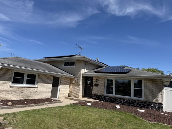 1320 E 169th Place , South Holland, IL 60473