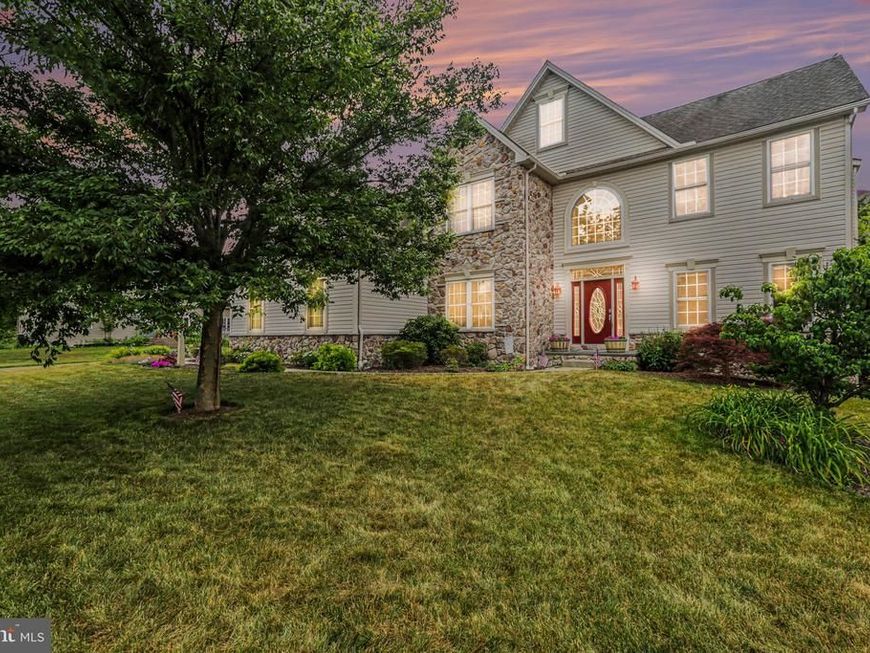 7329 Cobble Stone Drive, Harrisburg, PA 17112 Main Photo