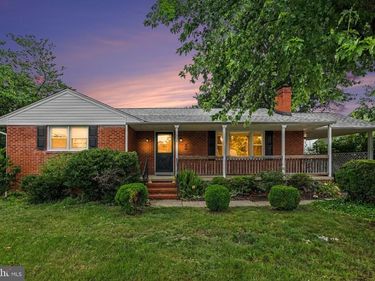 125 HILLCREST DRIVE, FREDERICKSBURG, VA 22401