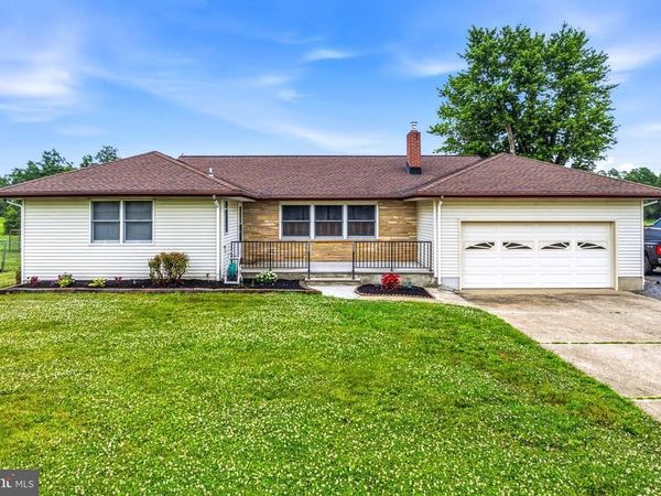 25399 MOUNT PLEASANT ROAD, COLUMBUS, NJ 08022