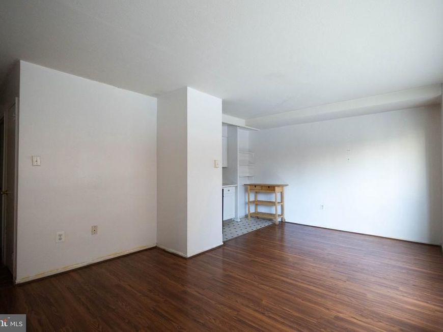 2101 Chestnut Street , Unit 401, Philadelphia, PA 19103 Main Photo