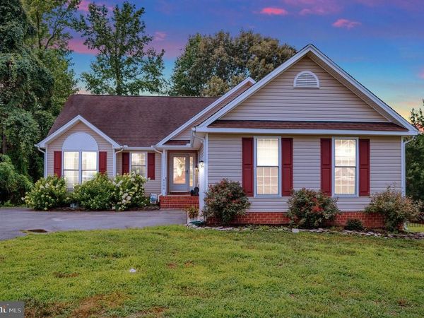 6196 DERBY WAY, RUTHER GLEN, VA 22546
