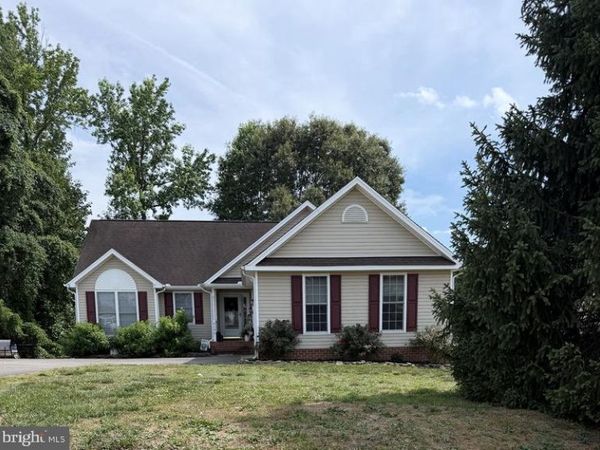 6196 DERBY WAY, RUTHER GLEN, VA 22546