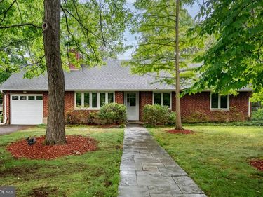 8023 WASHINGTON AVENUE, ALEXANDRIA, VA 22308