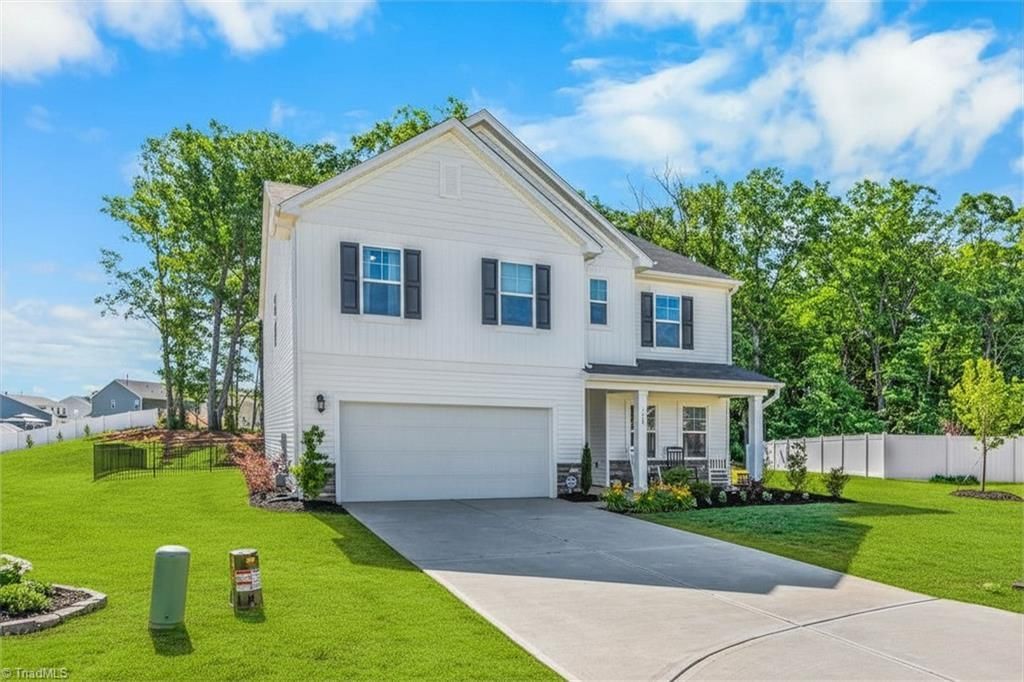 123 Piebald Drive, King, NC 27021 Main Photo