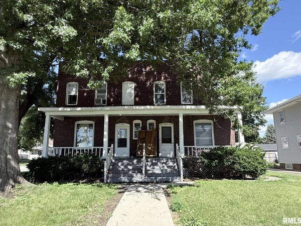 591-595 CLARK Street, Galesburg, IL 61401