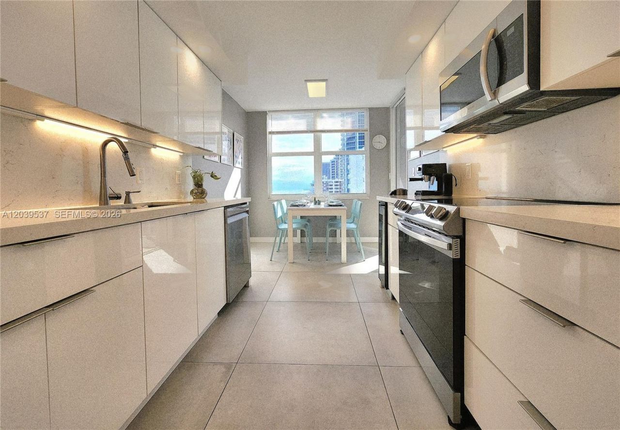 2751 S Ocean Dr, Unit 1406S, Hollywood, FL 33019 Photo