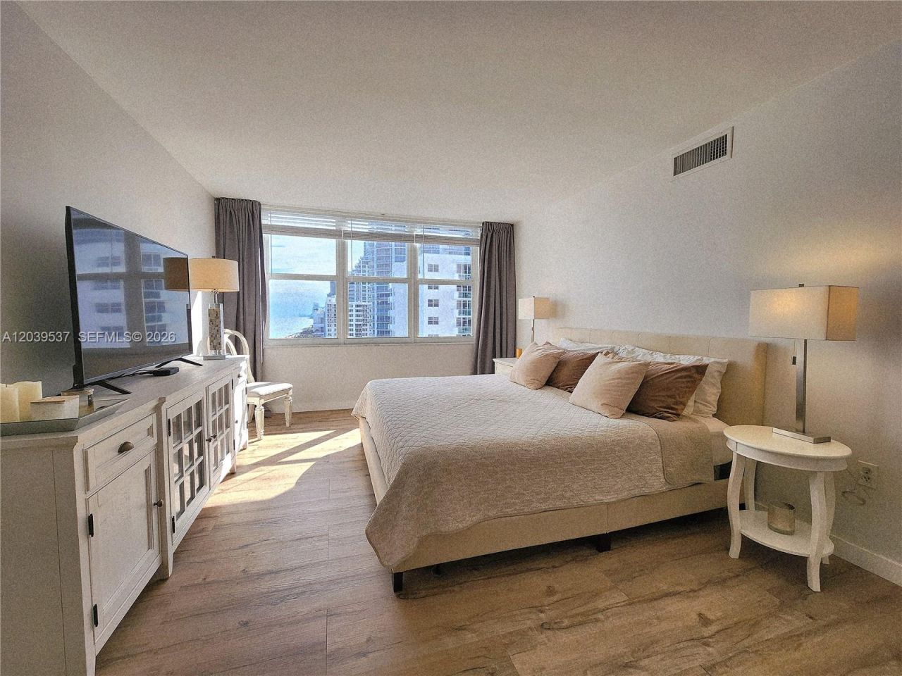 2751 S Ocean Dr, Unit 1406S, Hollywood, FL 33019 Photo