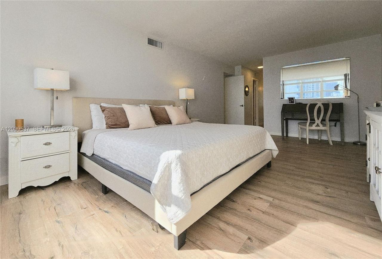 2751 S Ocean Dr, Unit 1406S, Hollywood, FL 33019 Photo