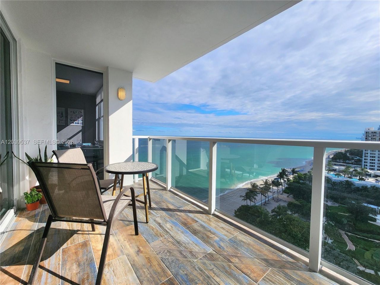 2751 S Ocean Dr, Unit 1406S, Hollywood, FL 33019 Photo