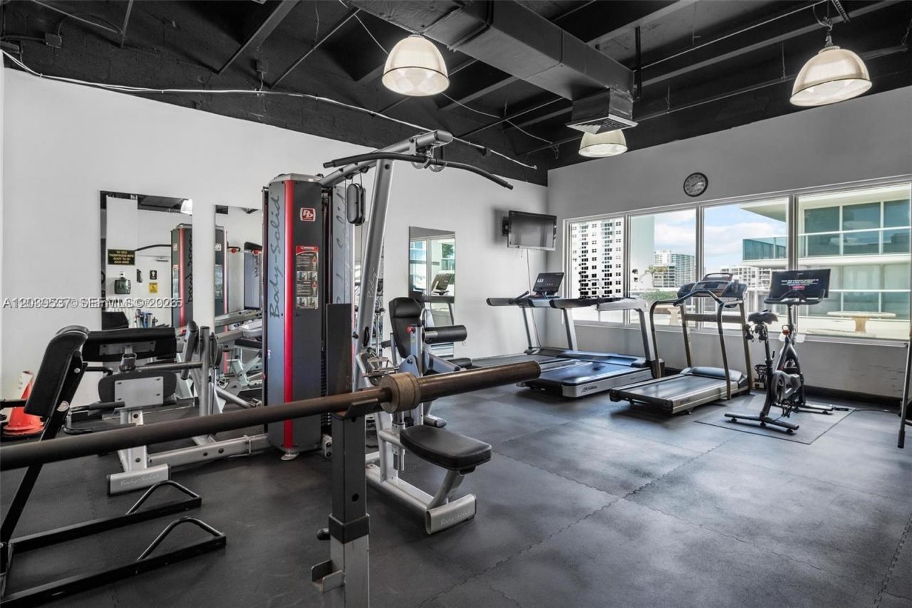 2751 S Ocean Dr, Unit 1406S, Hollywood, FL 33019 Photo