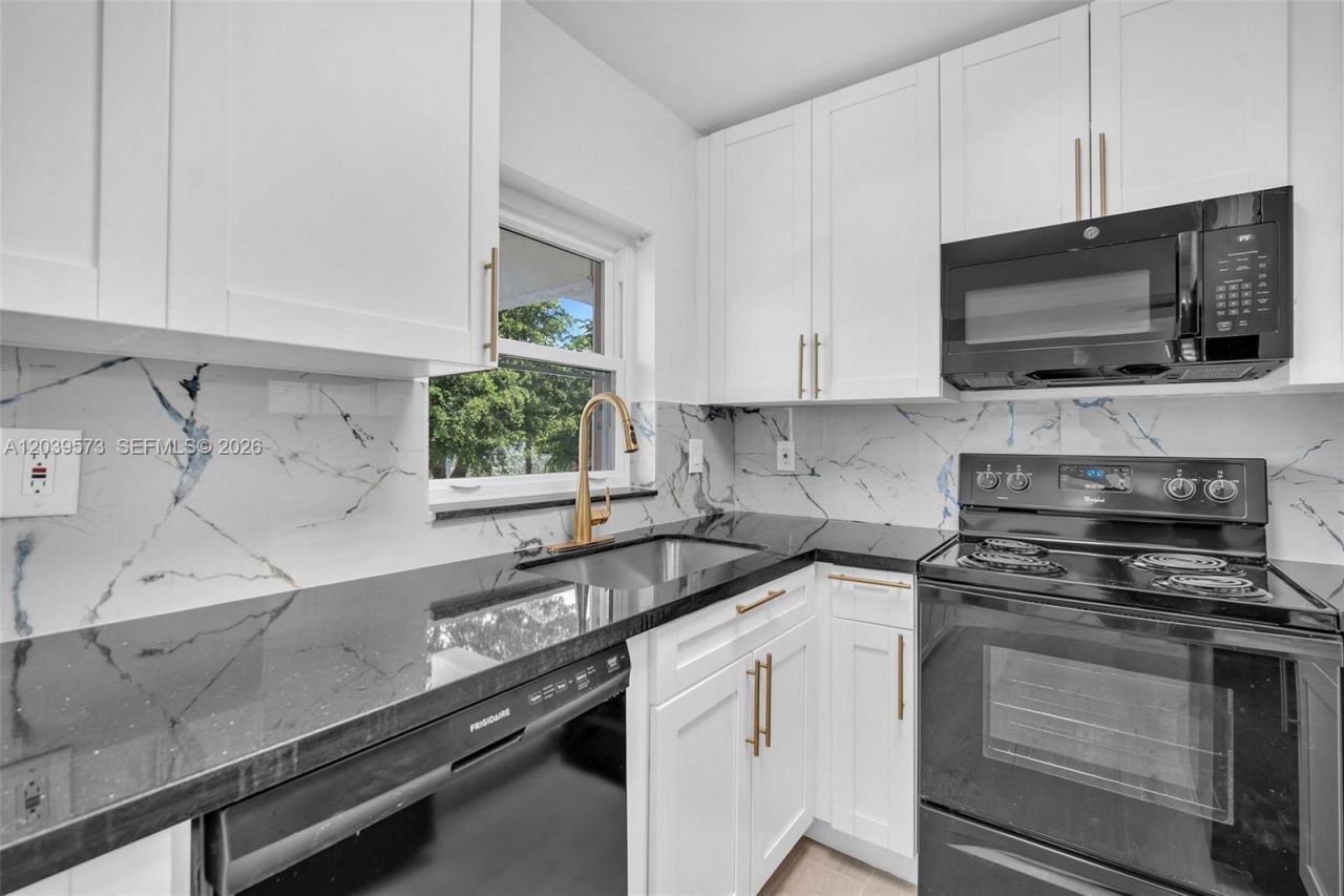 4143 N Ocean Blvd, Unit 208, Fort Lauderdale, FL 33308 Photo