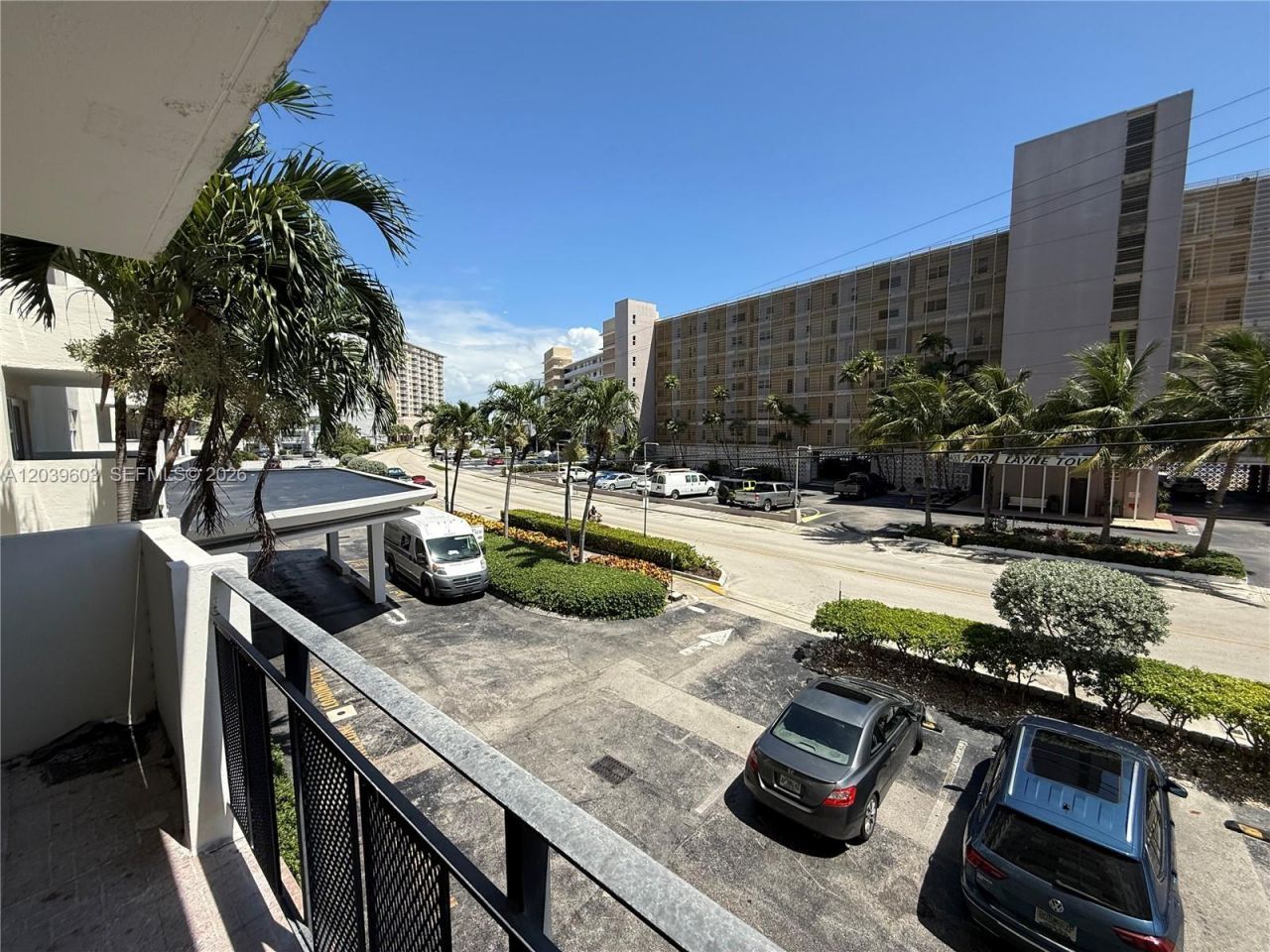 401 Golden Isles Dr, Unit 202, Hallandale Beach, FL 33009 Photo
