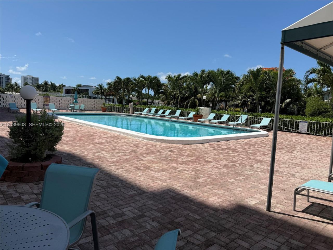 401 Golden Isles Dr, Unit 202, Hallandale Beach, FL 33009 Photo
