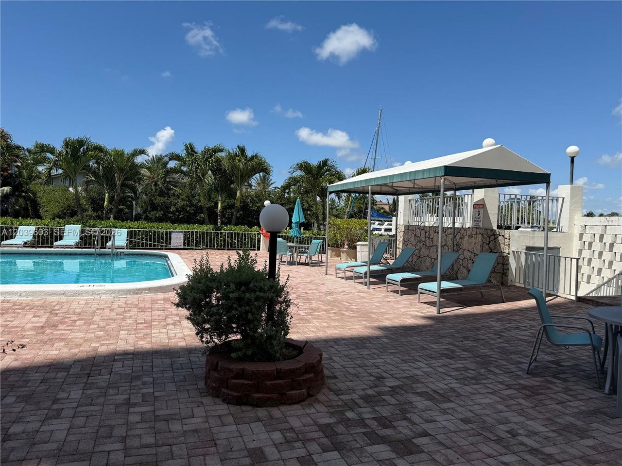 401 Golden Isles Dr, Unit 202, Hallandale Beach, FL 33009 Photo