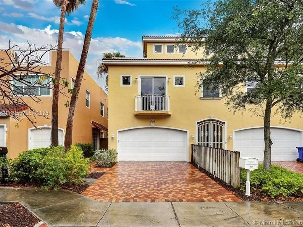 409 SW 5th St , Unit 1, Fort Lauderdale, FL 33315