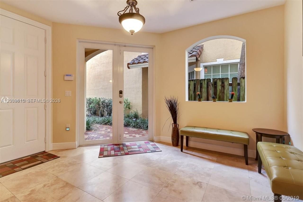 409 SW 5th St , Unit 1, Fort Lauderdale, FL 33315 Photo