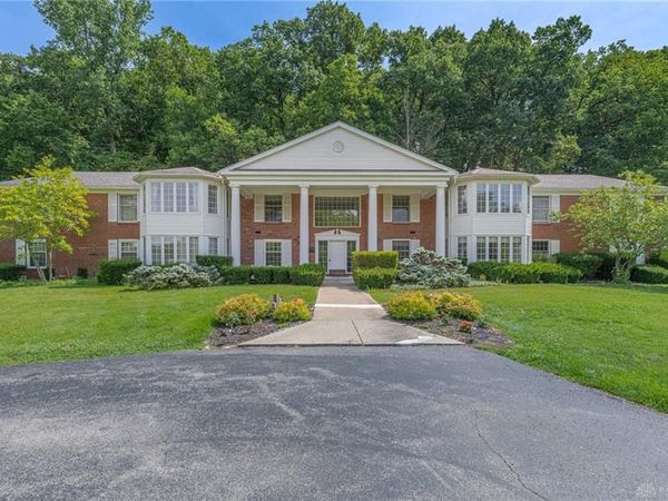 1987 W Alex Bell Road, Unit 4, Washington TWP, OH 45459