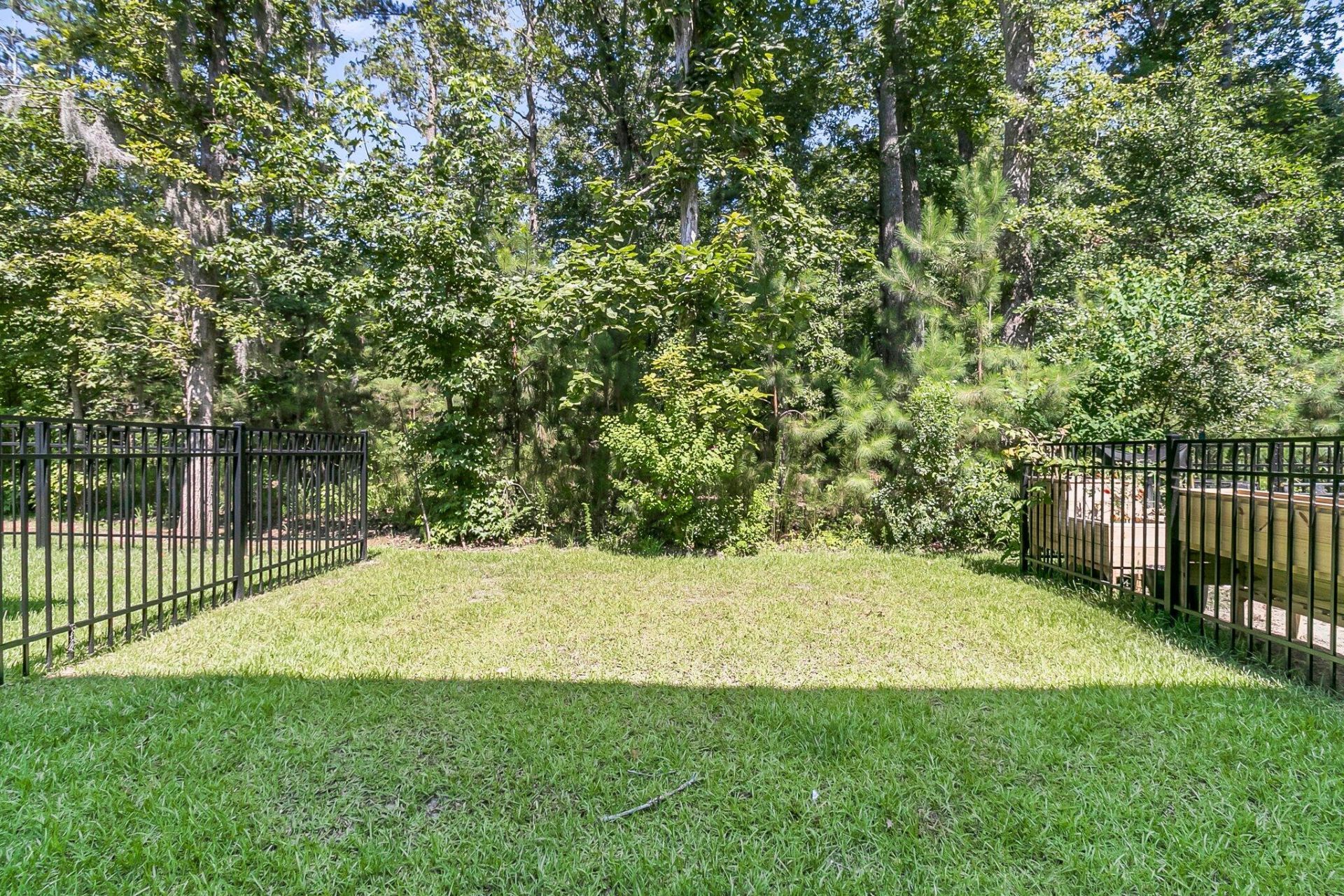 493 Trotters Lane Photo 34