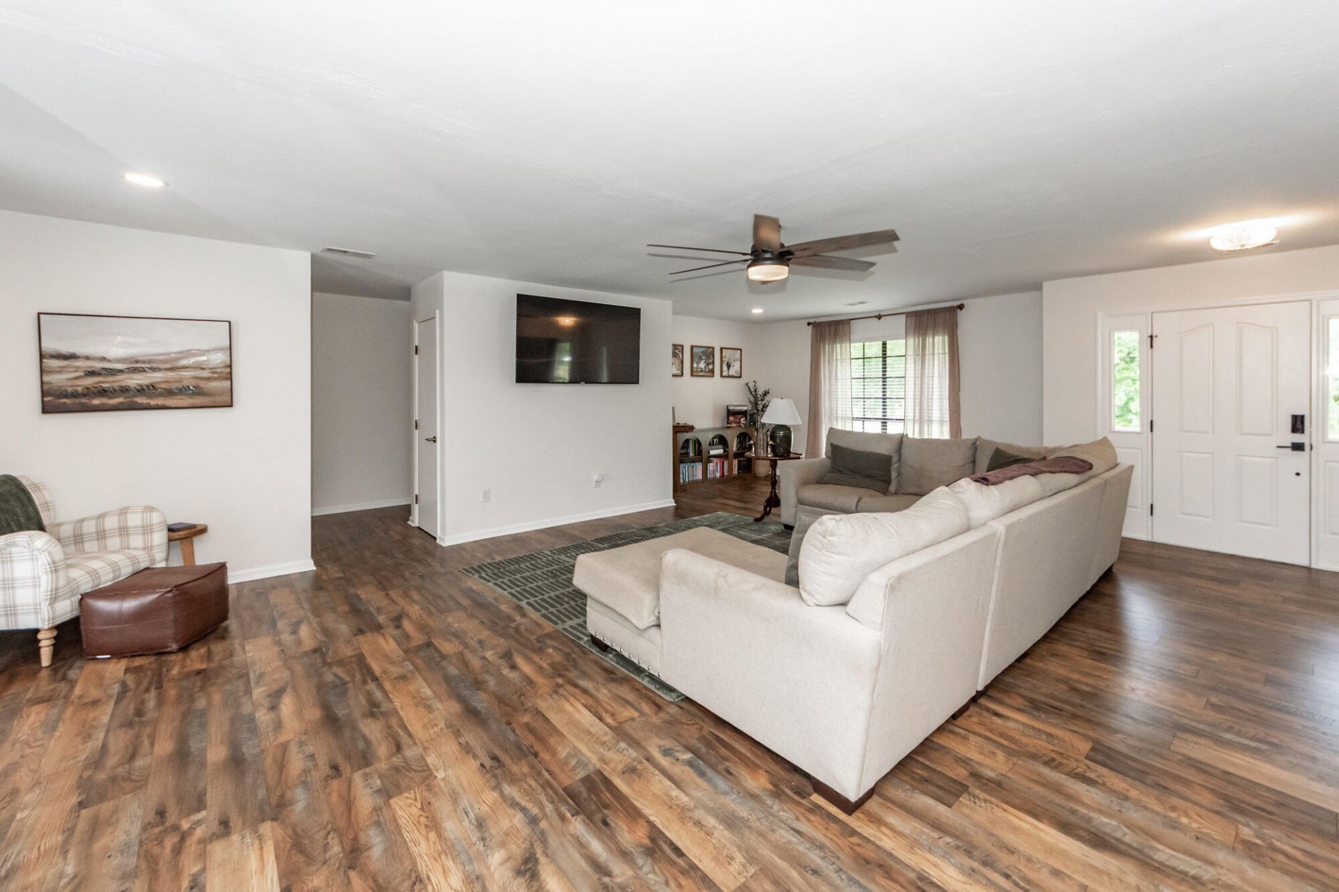 1757 Zion Road Photo 13