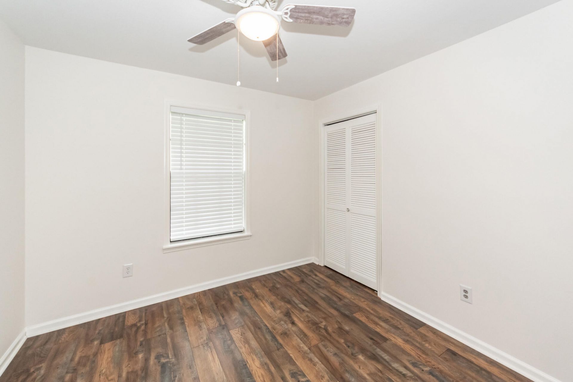1757 Zion Road Photo 29