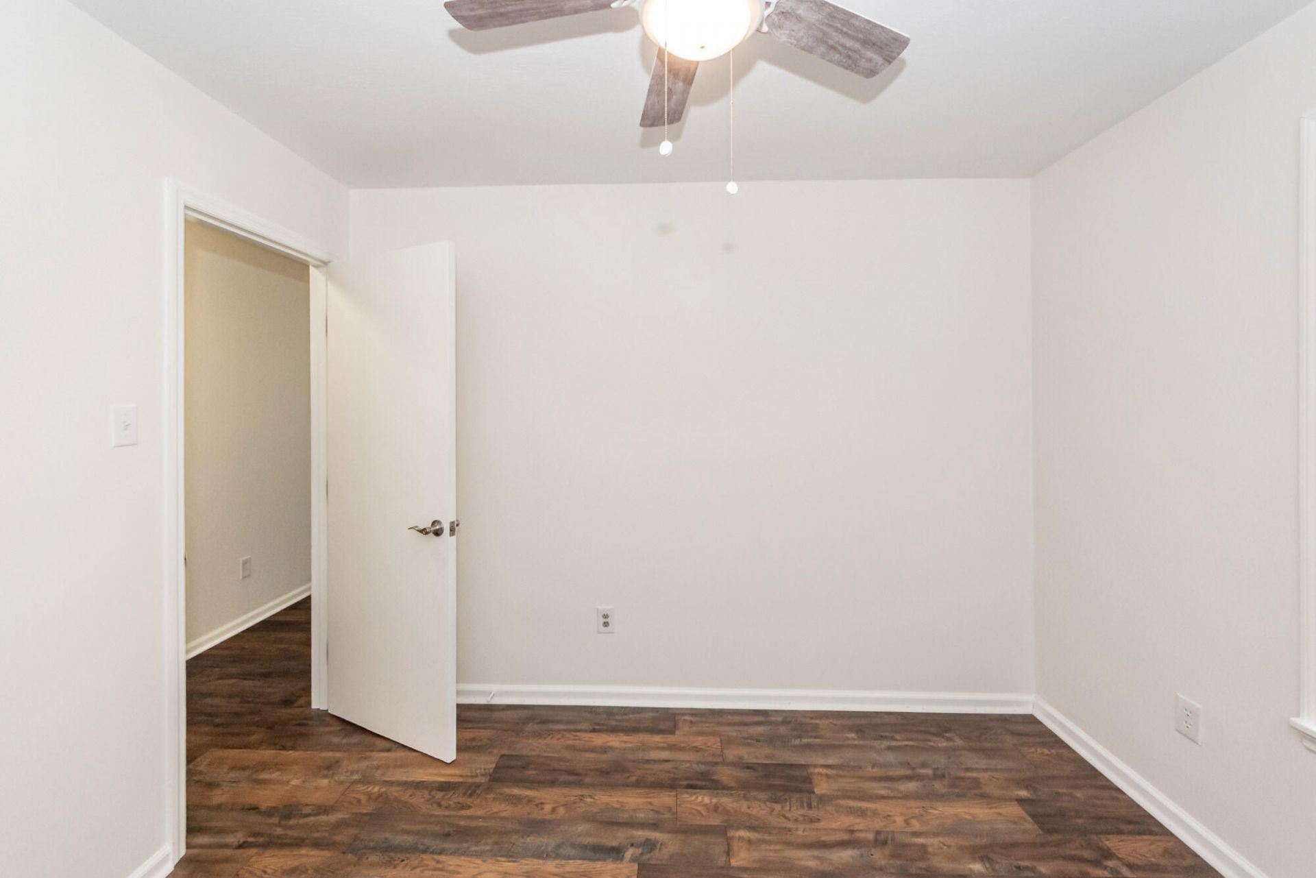 1757 Zion Road Photo 31