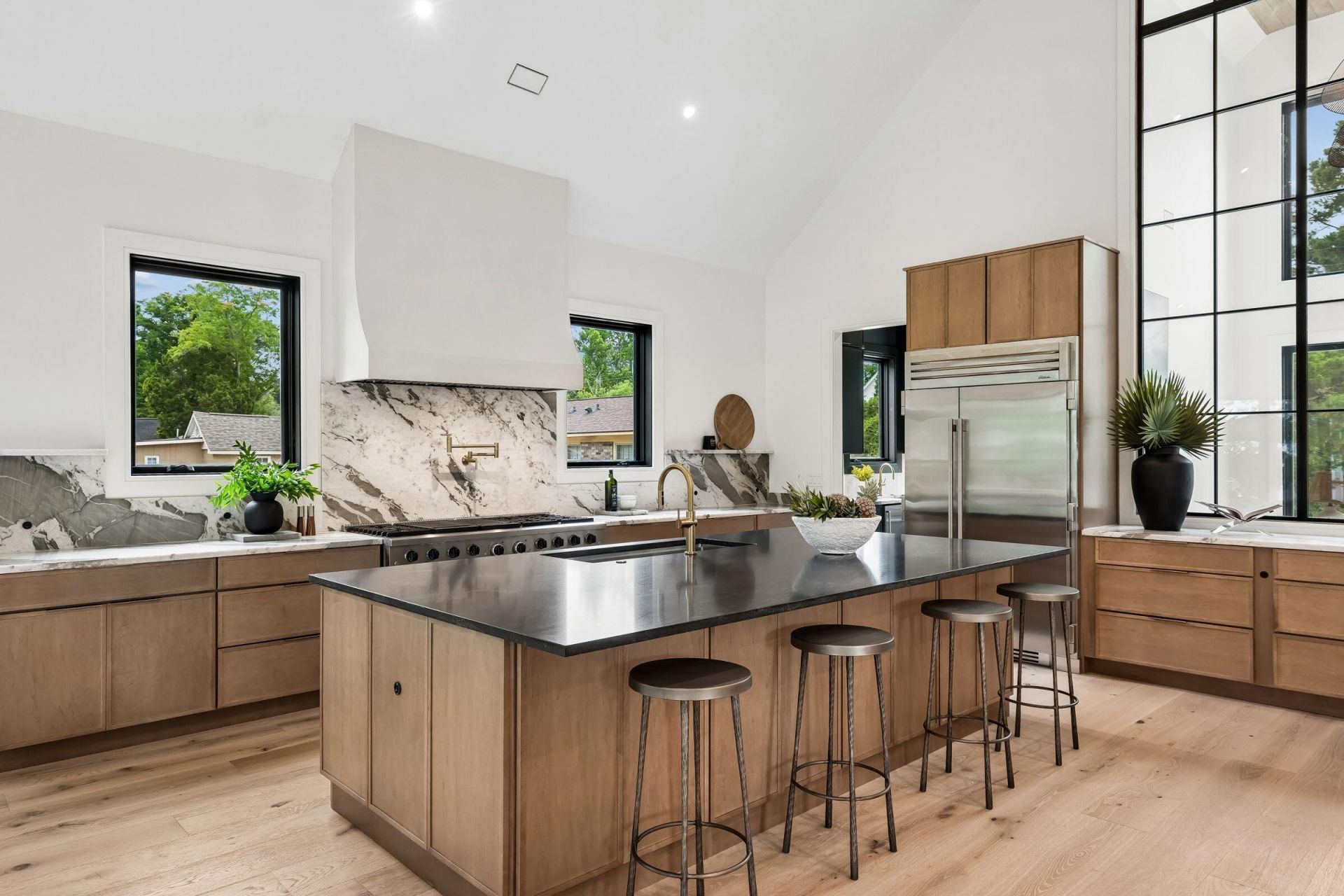 170 5th Avenue Photo 24