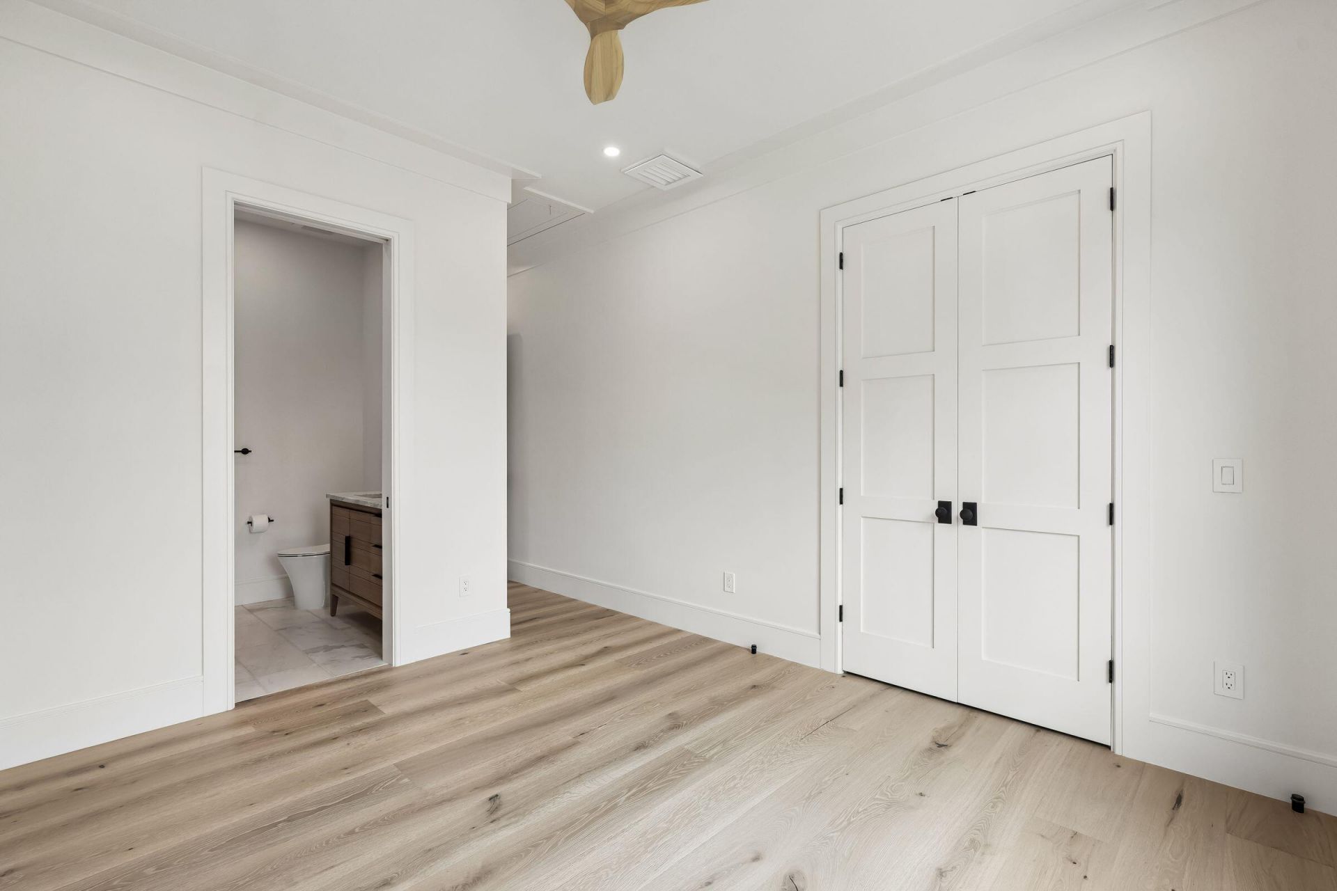 170 5th Avenue Photo 54