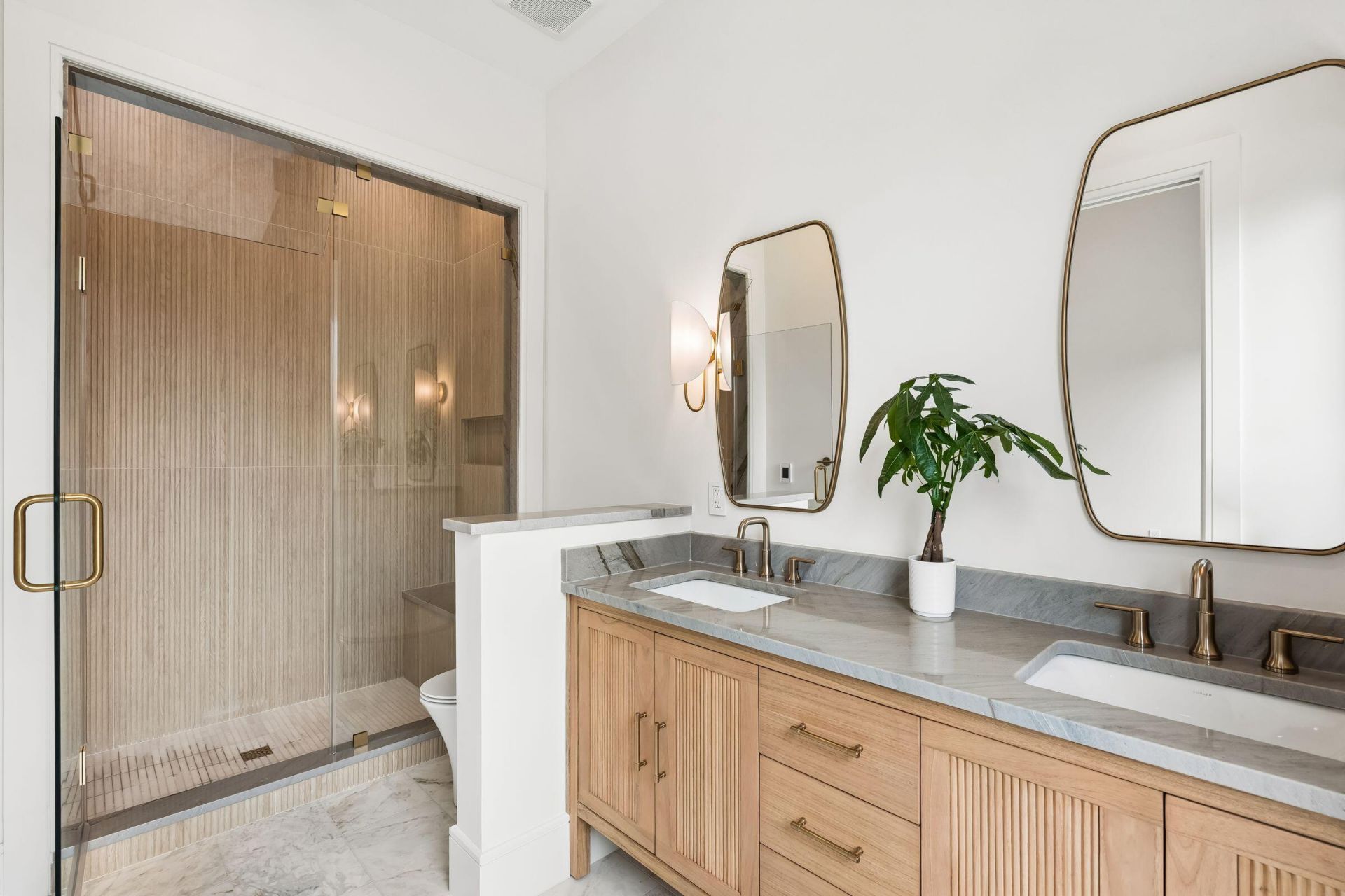170 5th Avenue Photo 67