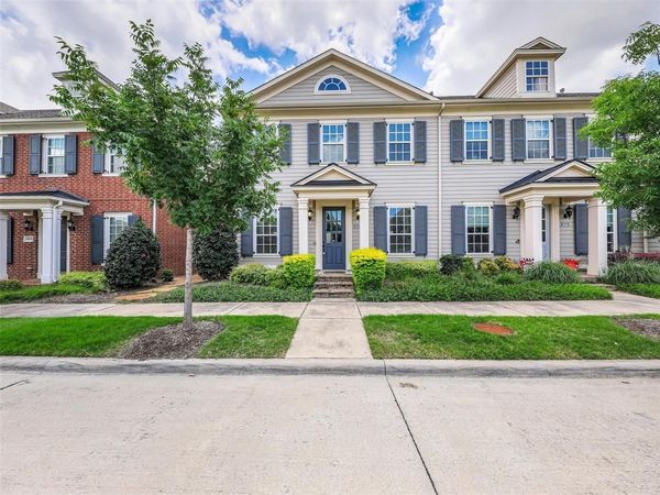 1020 Gardenia Street, Carrollton, TX 75007