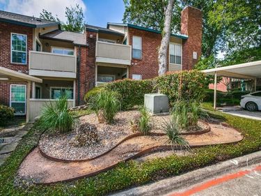 8601 Park Lane , Unit 323, Dallas, TX 75231