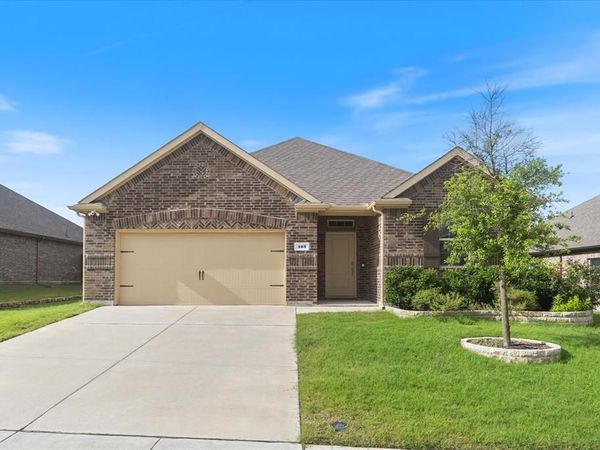 423 Highedge Drive, Fate, TX 75087
