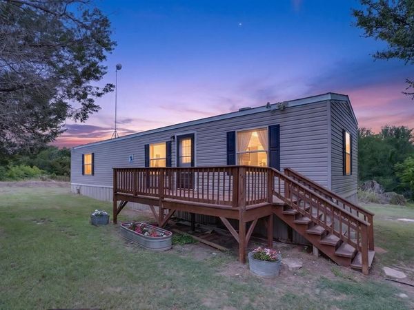 2708 Frontier Trail, Granbury, TX 76048