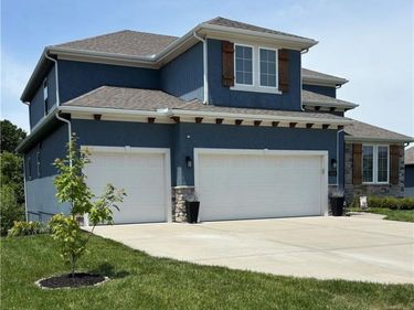 11218 N Michigan Avenue, Kansas City, MO 64155