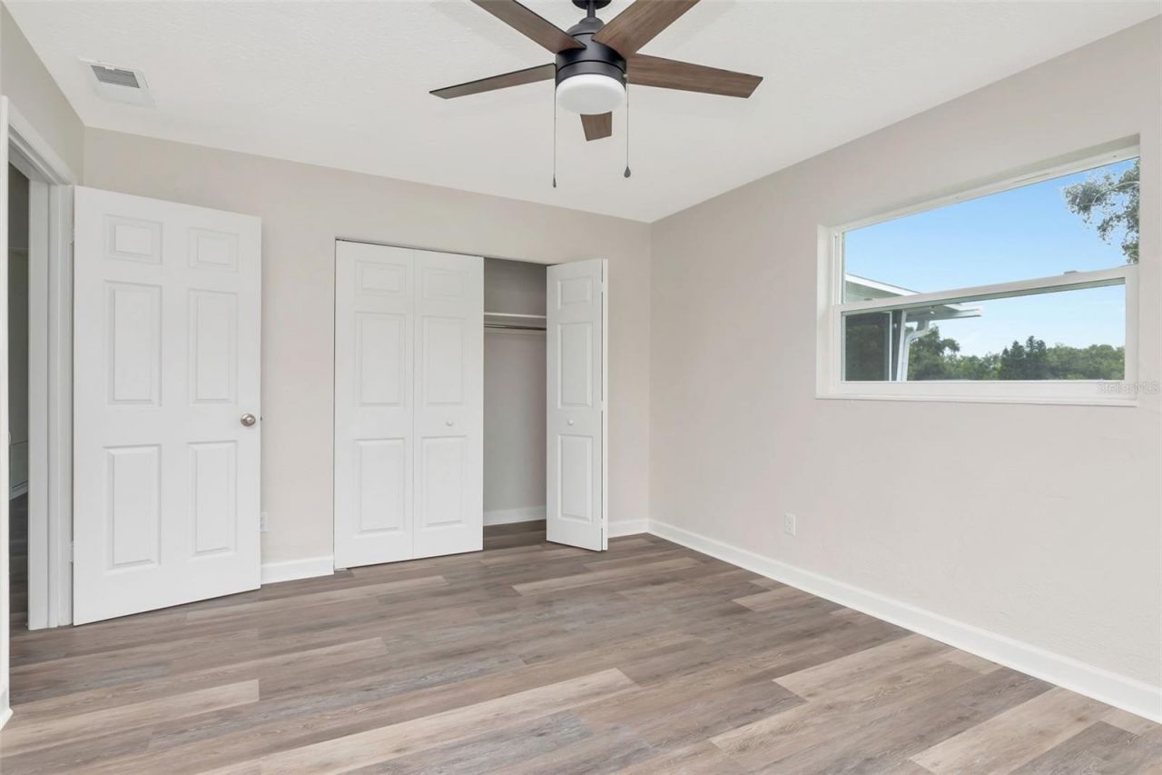 1100 58th Avenue S, Saint Petersburg, FL 33705 Photo