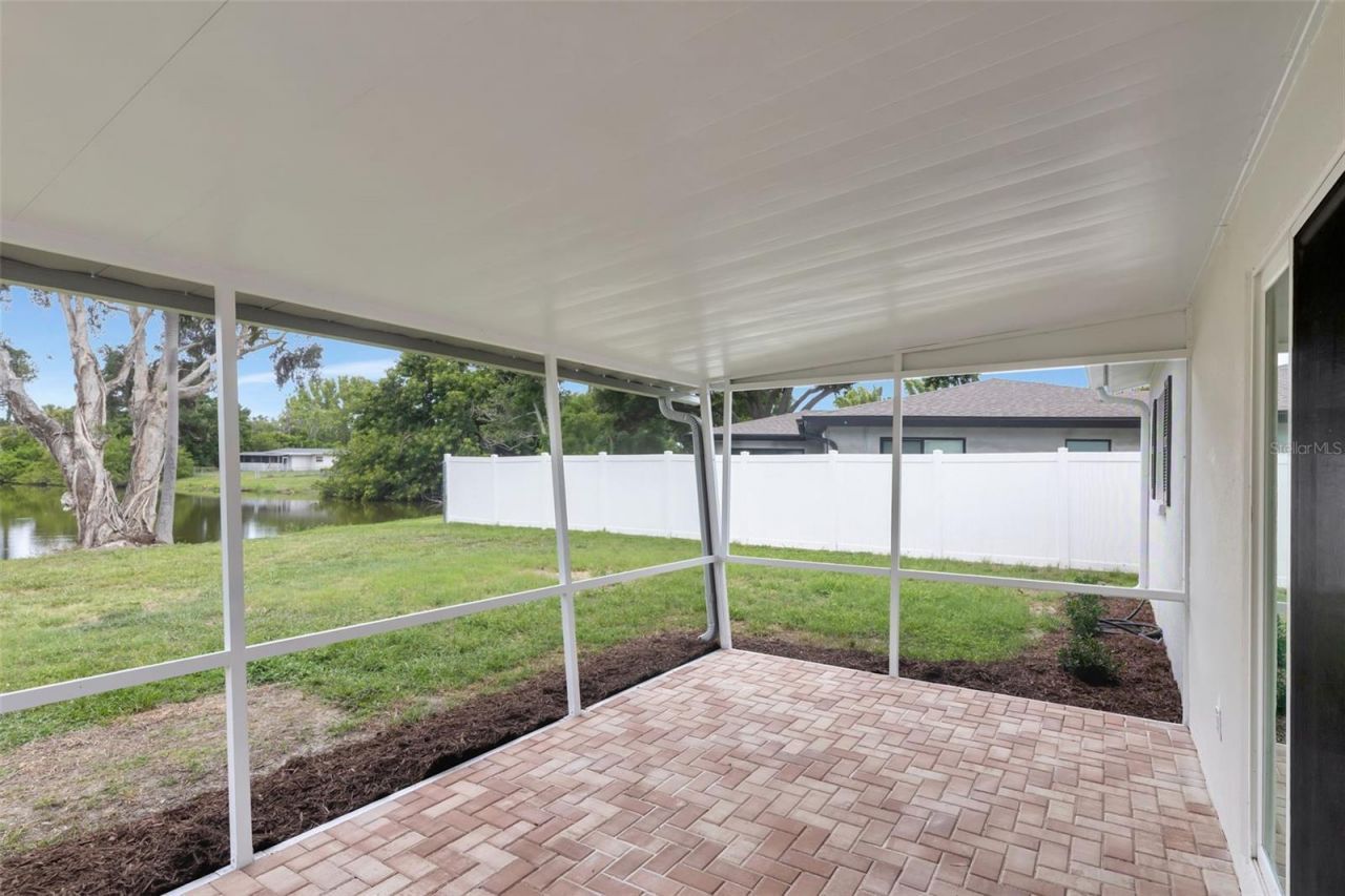 1100 58th Avenue S, Saint Petersburg, FL 33705 Photo