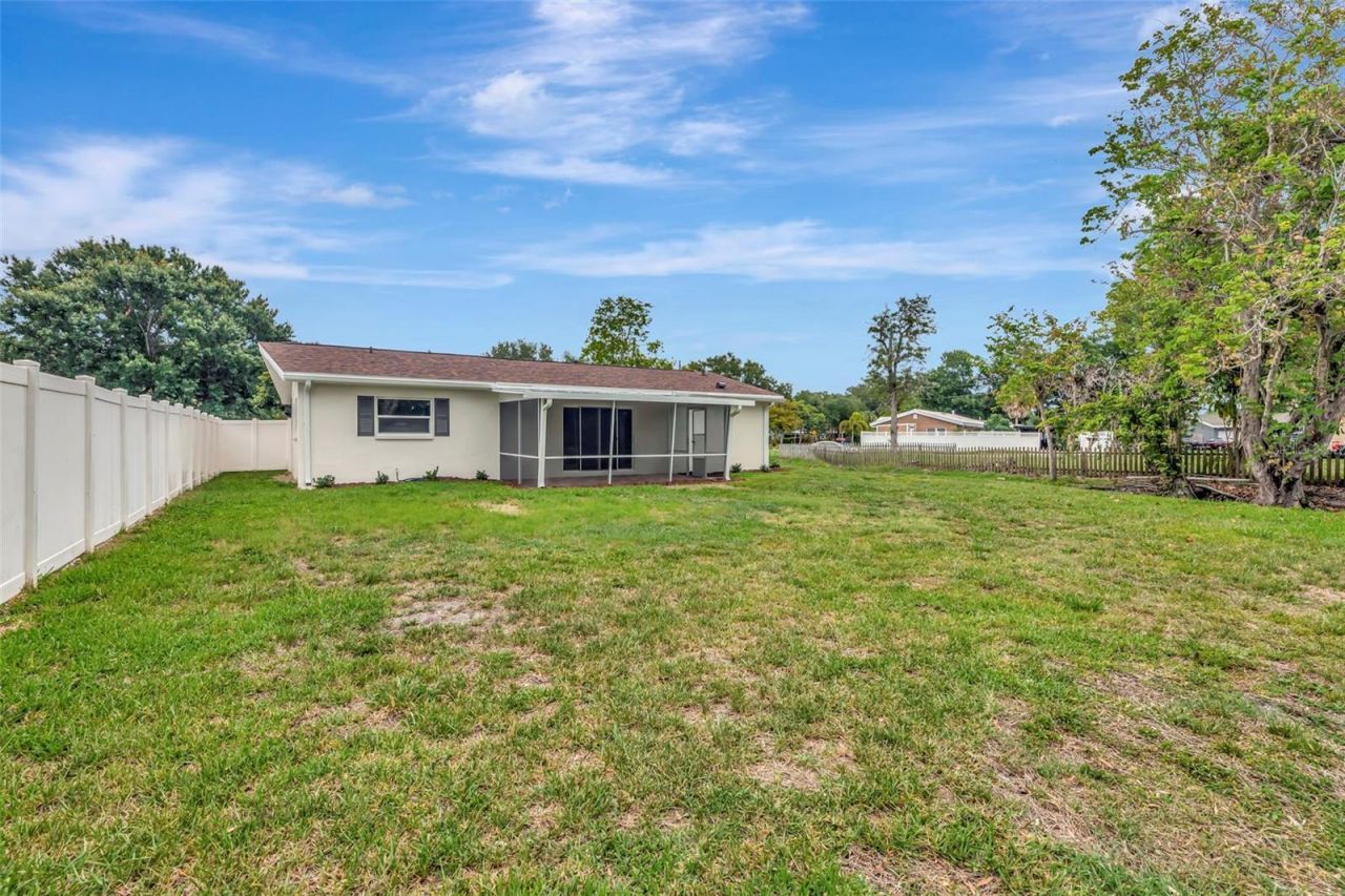 1100 58th Avenue S, Saint Petersburg, FL 33705 Photo