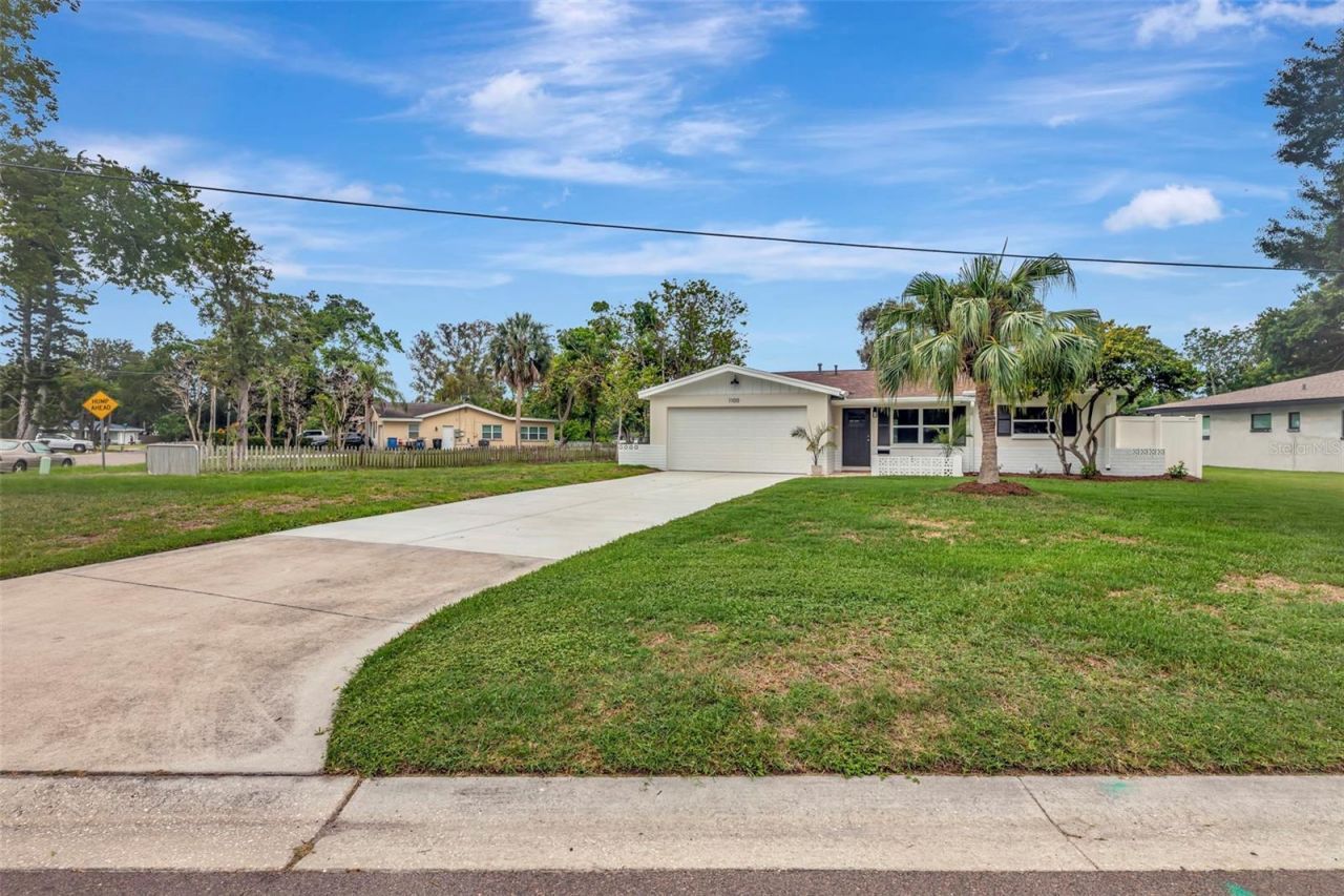 1100 58th Avenue S, Saint Petersburg, FL 33705 Photo