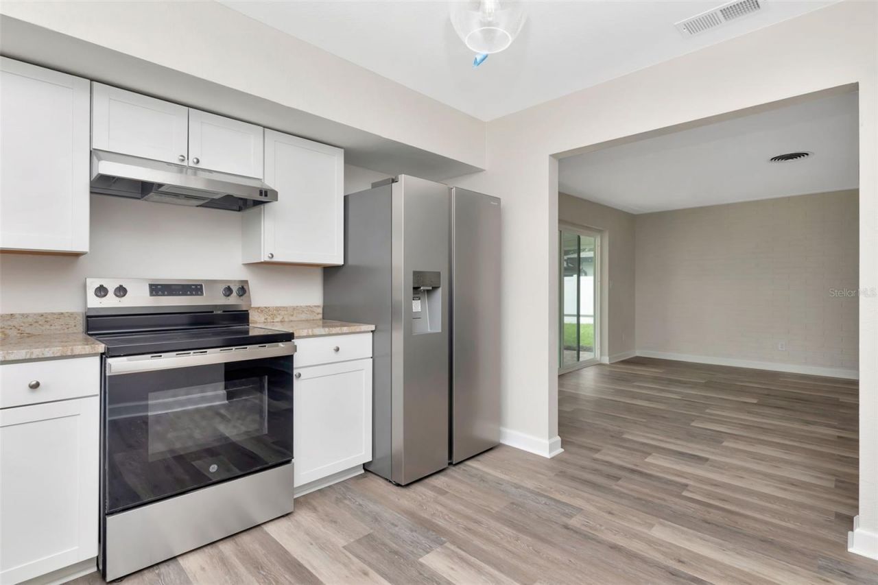 1100 58th Avenue S, Saint Petersburg, FL 33705 Photo