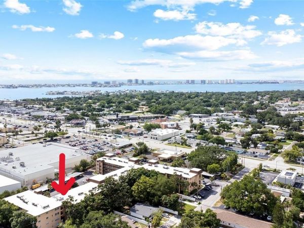 2525 W BAY DRIVE, Unit D13, LARGO, FL 33770